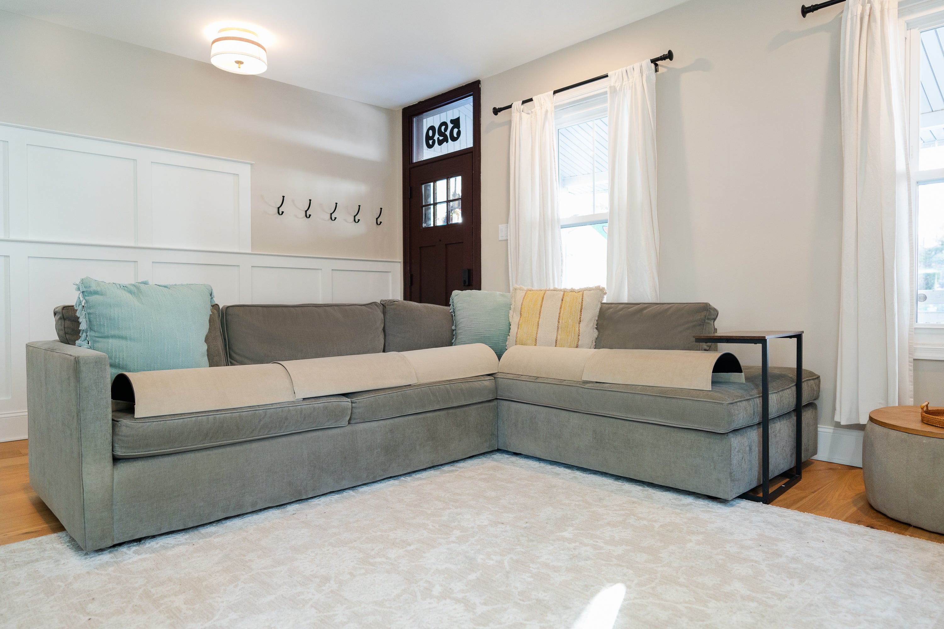 doggoffit-toast-small_sectional-furniture-protector