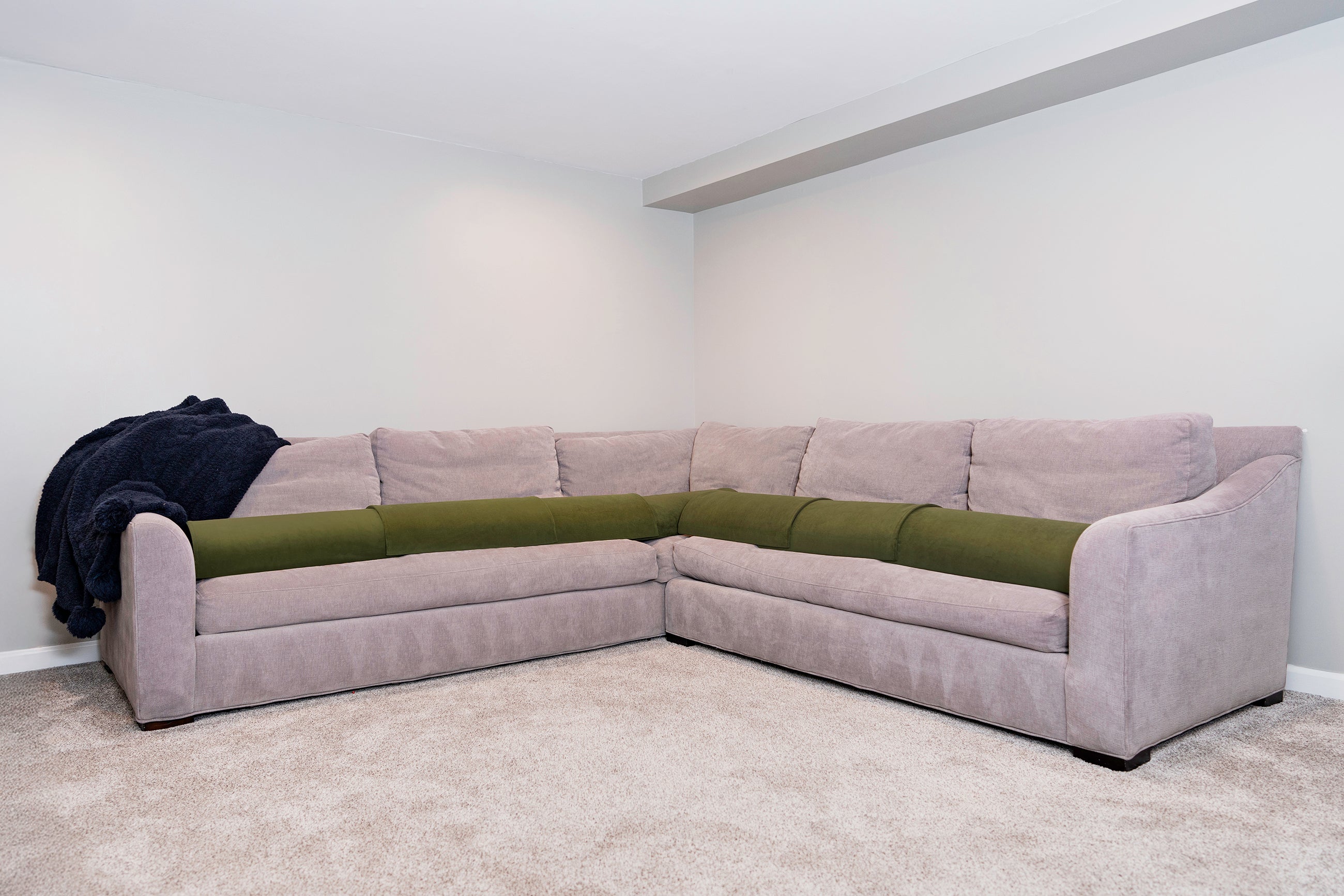 doggofffit_large sectional_protector-forrest_cover